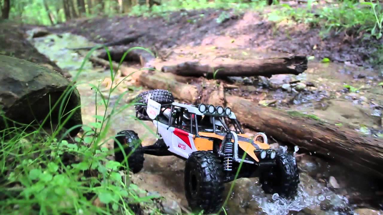 Vaterra Twin Hammers Trail Run - Canada Forest