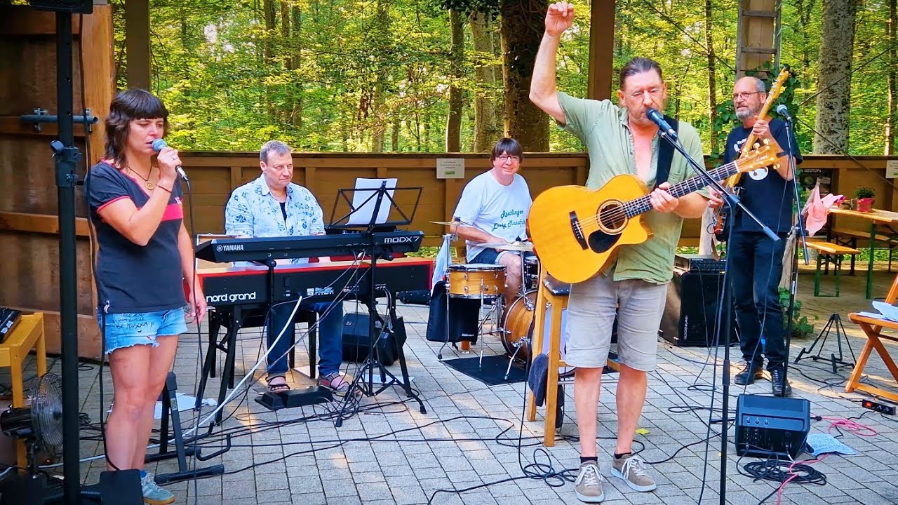 Band *Nix wie rauS* song *Normal* live. Open-air-concert in Sonnenbühl, Germany. 8K.