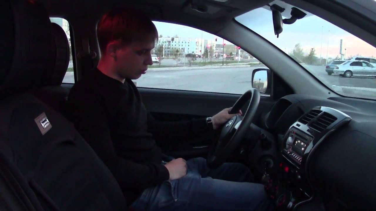 Мини обзор Toyota Urban Cruiser 1.8. Alex MacLean