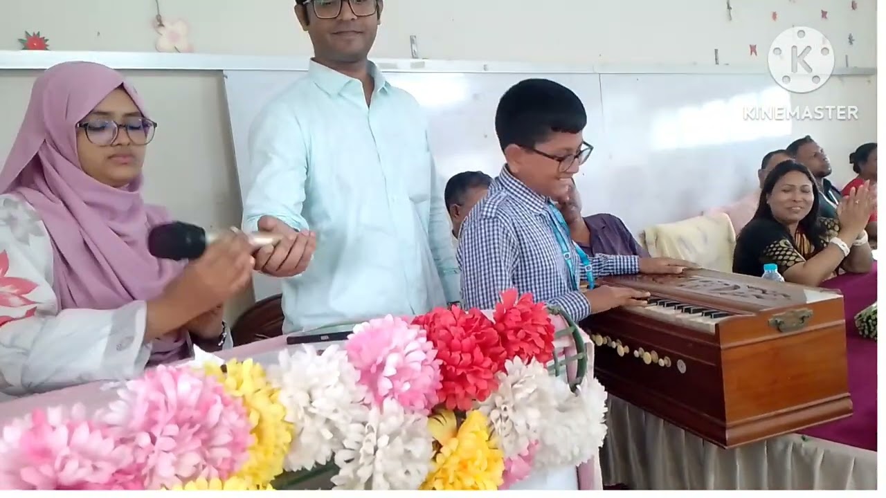 নবীন বরণ অনুষ্ঠানের একাংশ 