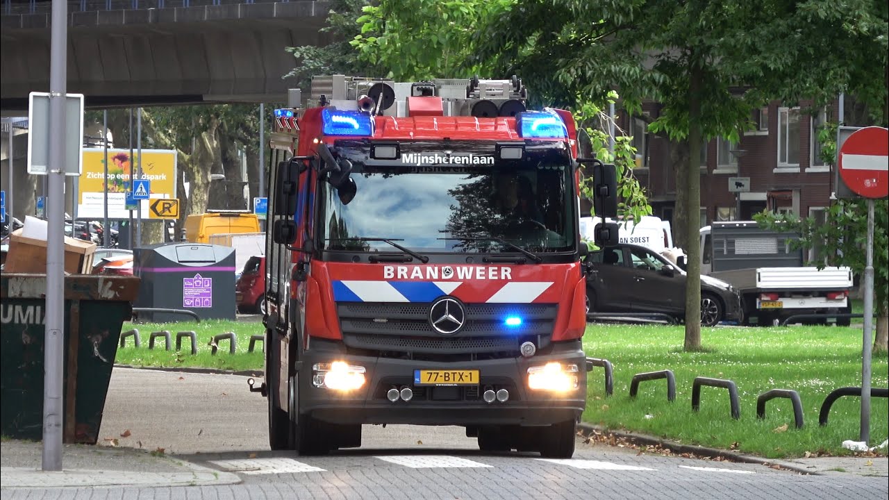 [Bullhorn!] Nieuwe Tankautospuit 17-3431 en Autoladder 17-3451 met spoed naar brandmelding! #1547