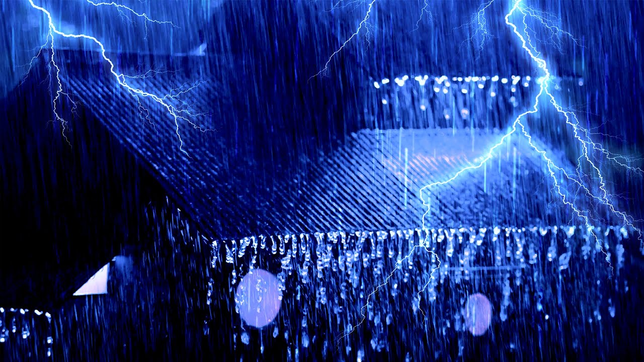 Lluvia Envolvente y Truenos Bajo un Techo de Hojalata | Combate el Insomnio