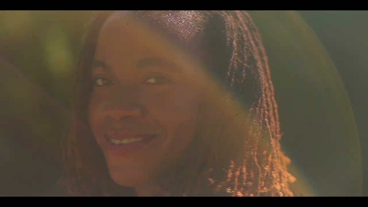 Train Line Stop Crative Session Broll 4k 60fps with Shaniela Jarrett