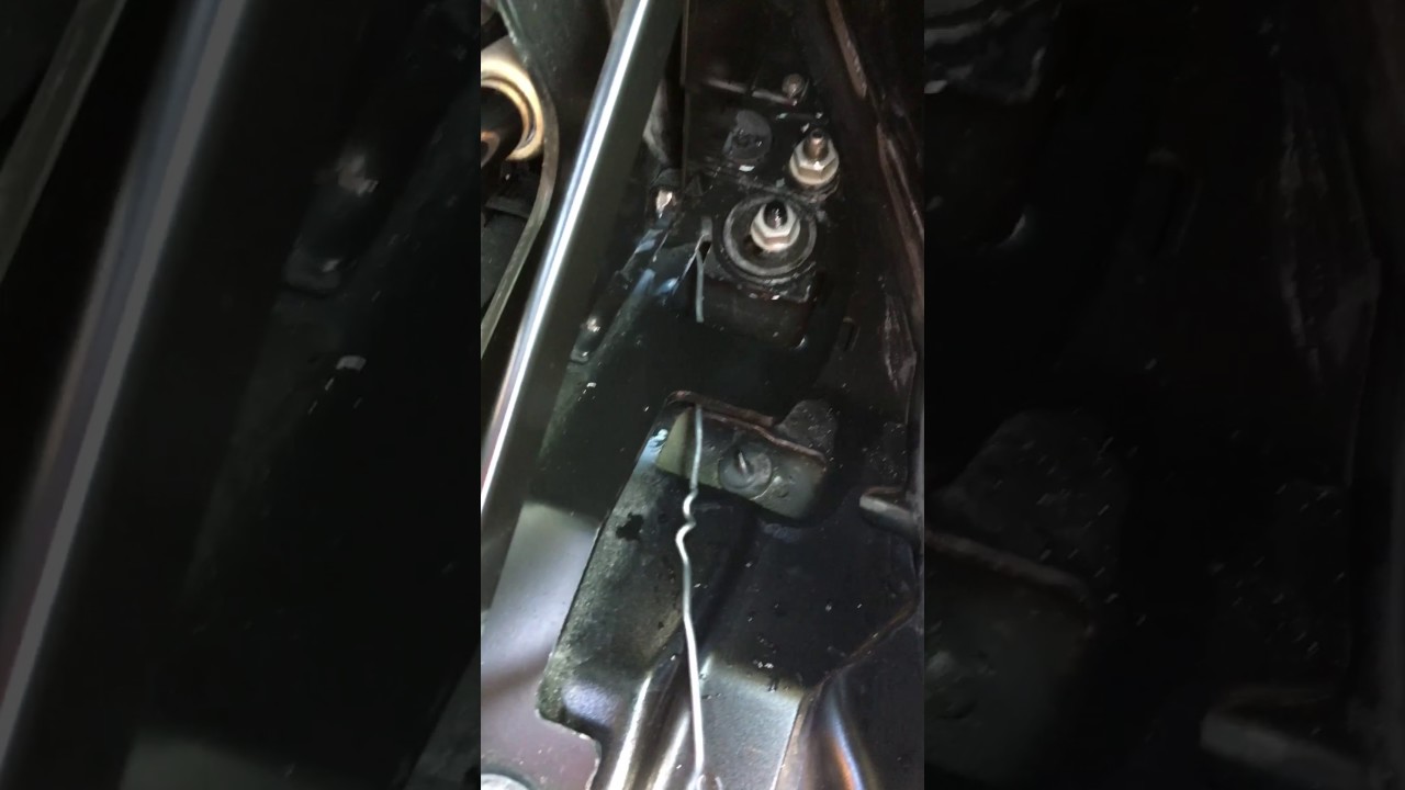E46 Blocked Drain Holes on your Convertible - Try this first.