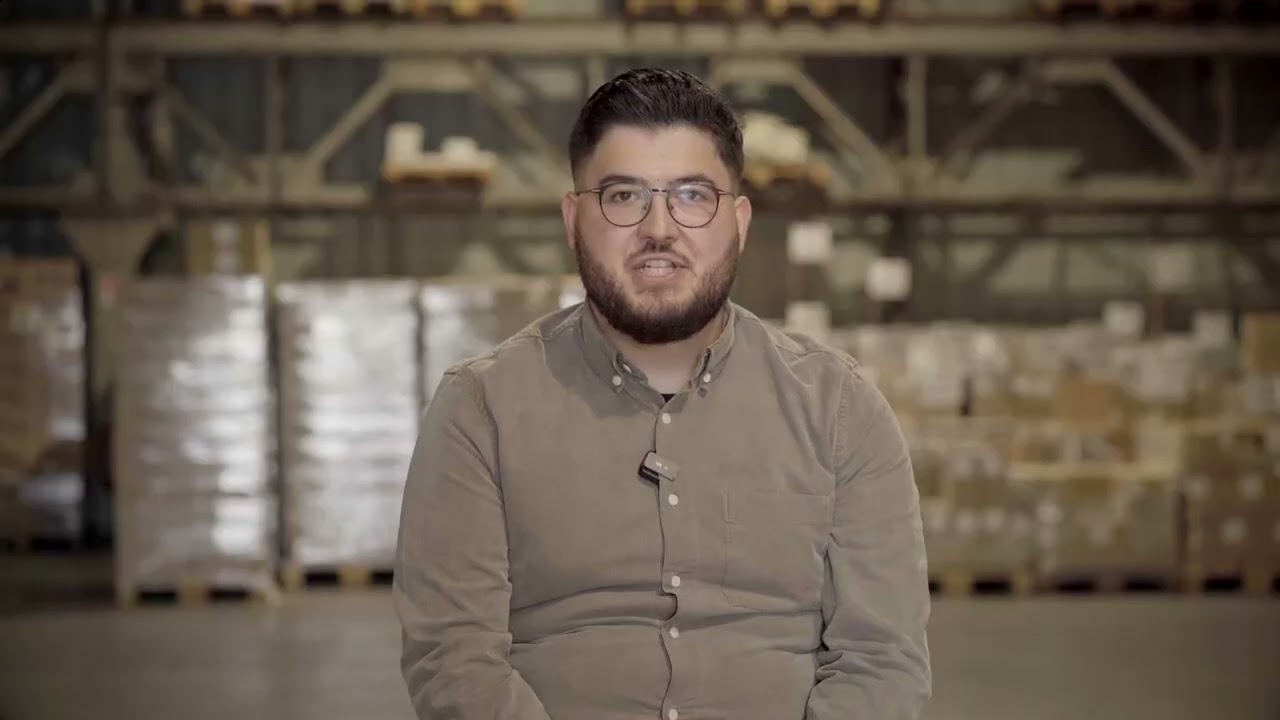 RENCONTRE AVEC ENES, RESPONSABLE LOGISTIQUE DE DCFOOD 🏭