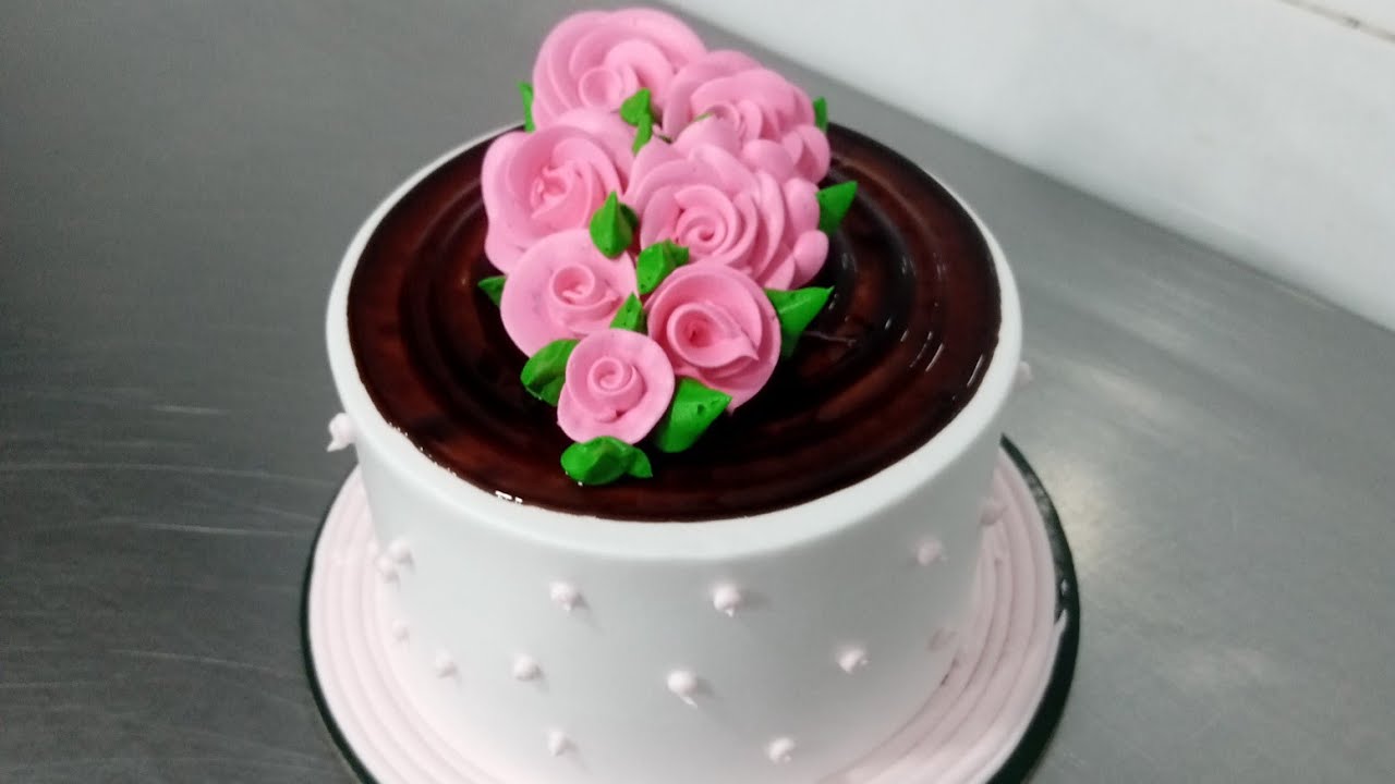 Blue Gold Drip Cake Tutorial