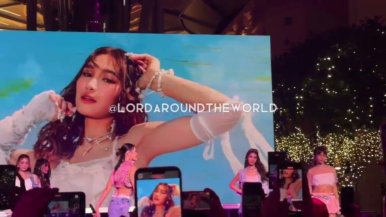Intro + No Fear - BINI Live in Singapore