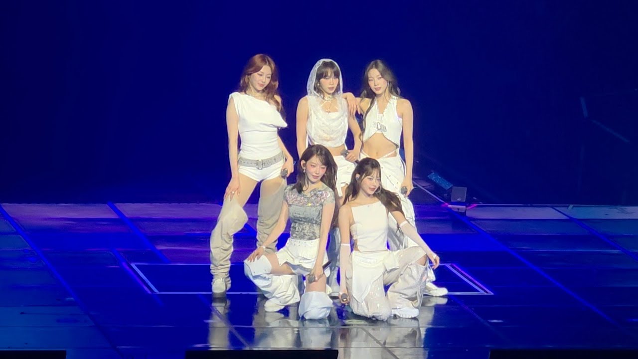 250420 Blue Flame + So Cynical(badum) - 르세라핌 [2025 LE SSERAFIM TOUR ‘EASY CRAZY HOT’ IN INCHEON]