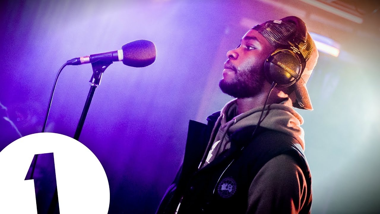 Dave - 100M's/Samantha/No Words Medley in the Live Lounge