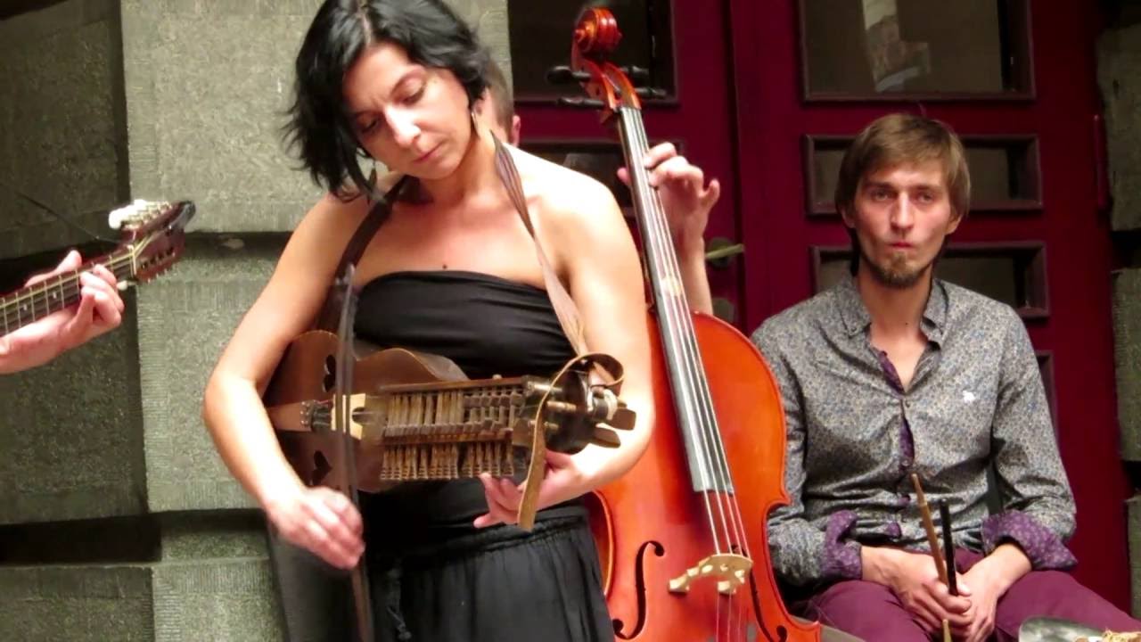 Burdon Folk Band - Maruntel, Rumanian Folk Dances at #FeteDeLaMusique Lviv #FolkRockVideo