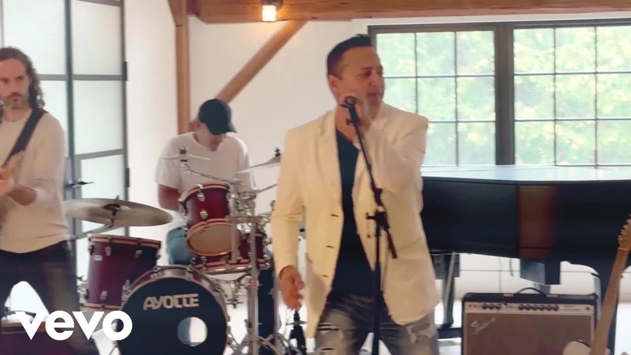 Mars Mauro Giammarco - You Take Me Up (Official Music Video)