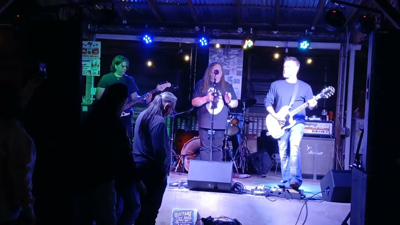 Into the Void – Live at Skinny’s Bar & Grill | Paranoid (Black Sabbath Tribute)