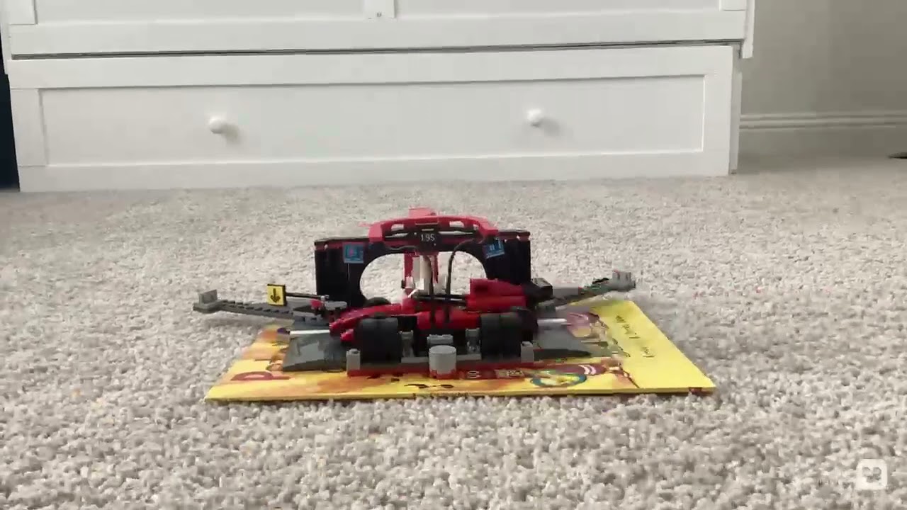 LEGO City F1 Pit Stop Pit Crew with Ferrari Car 