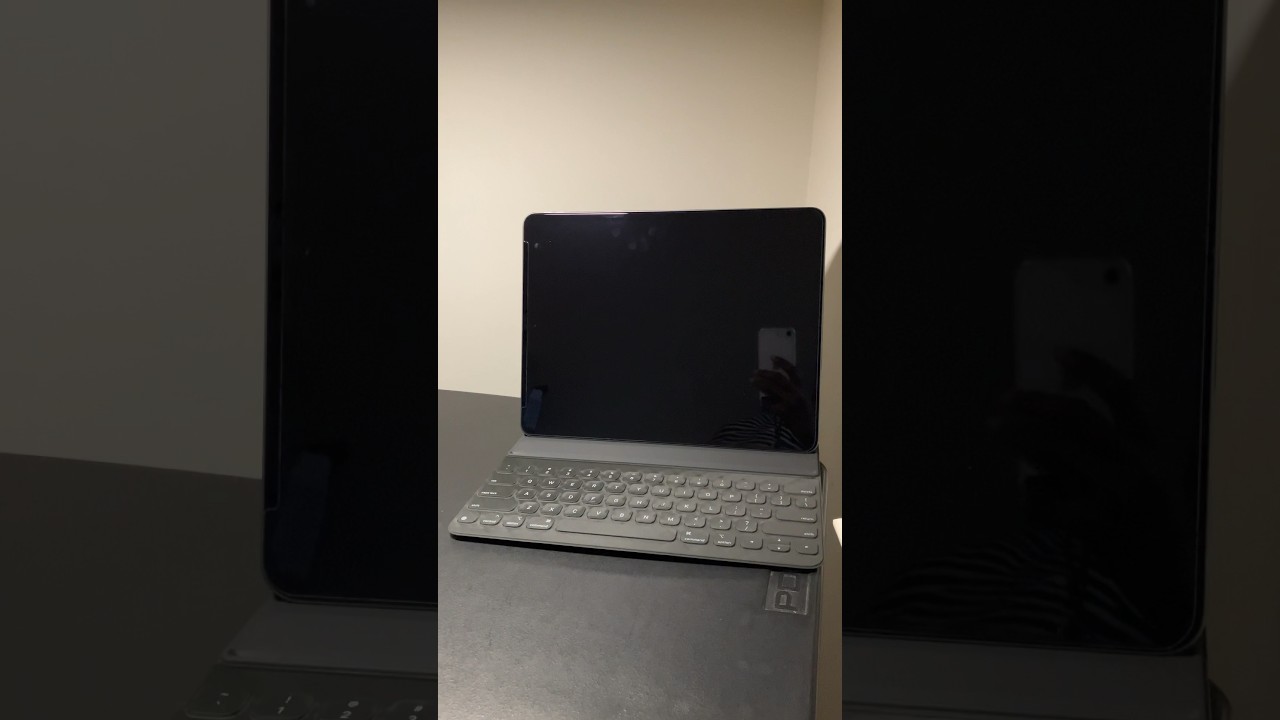 Unboxing an Apple Smart Keyboard Folio | 12.9 inch iPad Pro