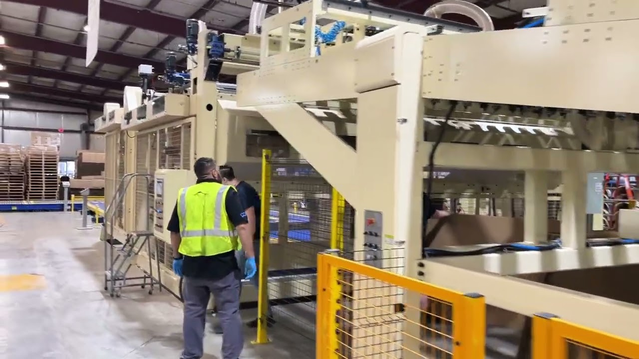 Jumbo size machine with folder gluer and stitcher#jumboprinting#foldergluerstitcher#keshenglong