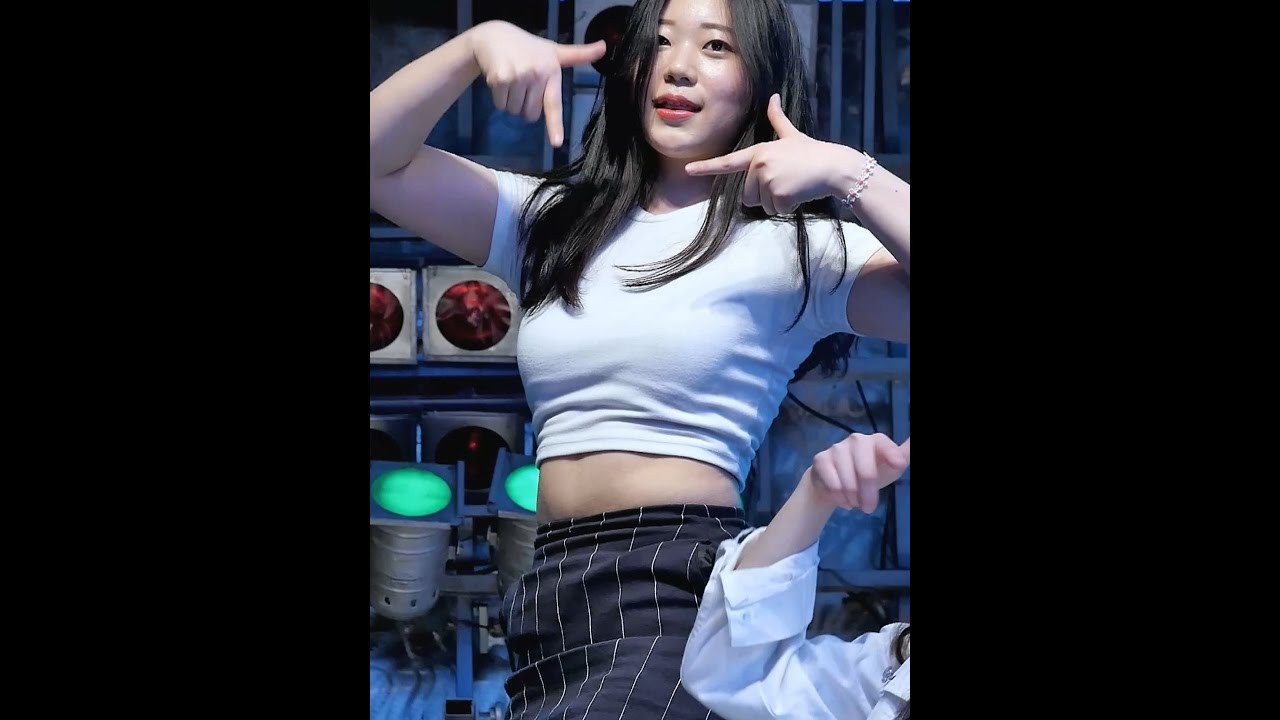170423 댄스팀 해피니스 (초롱, Happiness) - 티티 (트와이스) @ 동대문 밀리오레 직캠 By SSoLEE