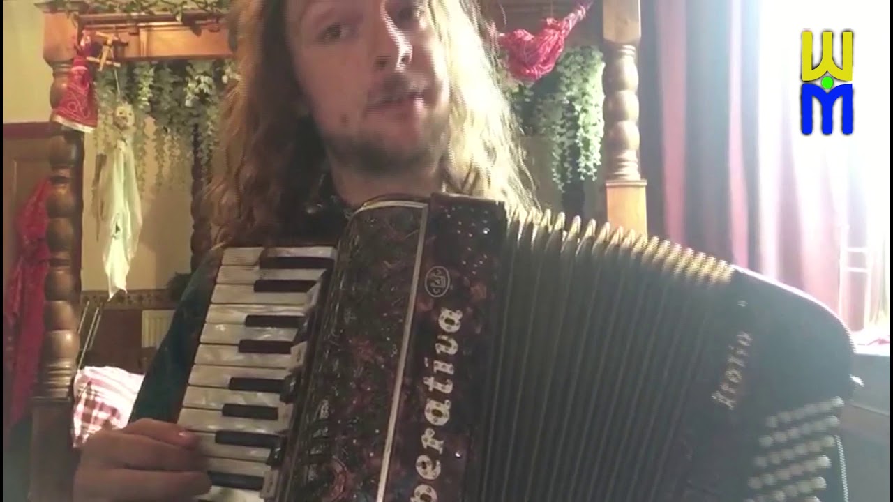 WeMusic: Josh Middleton - Practising Bulgarian ornaments with swing
