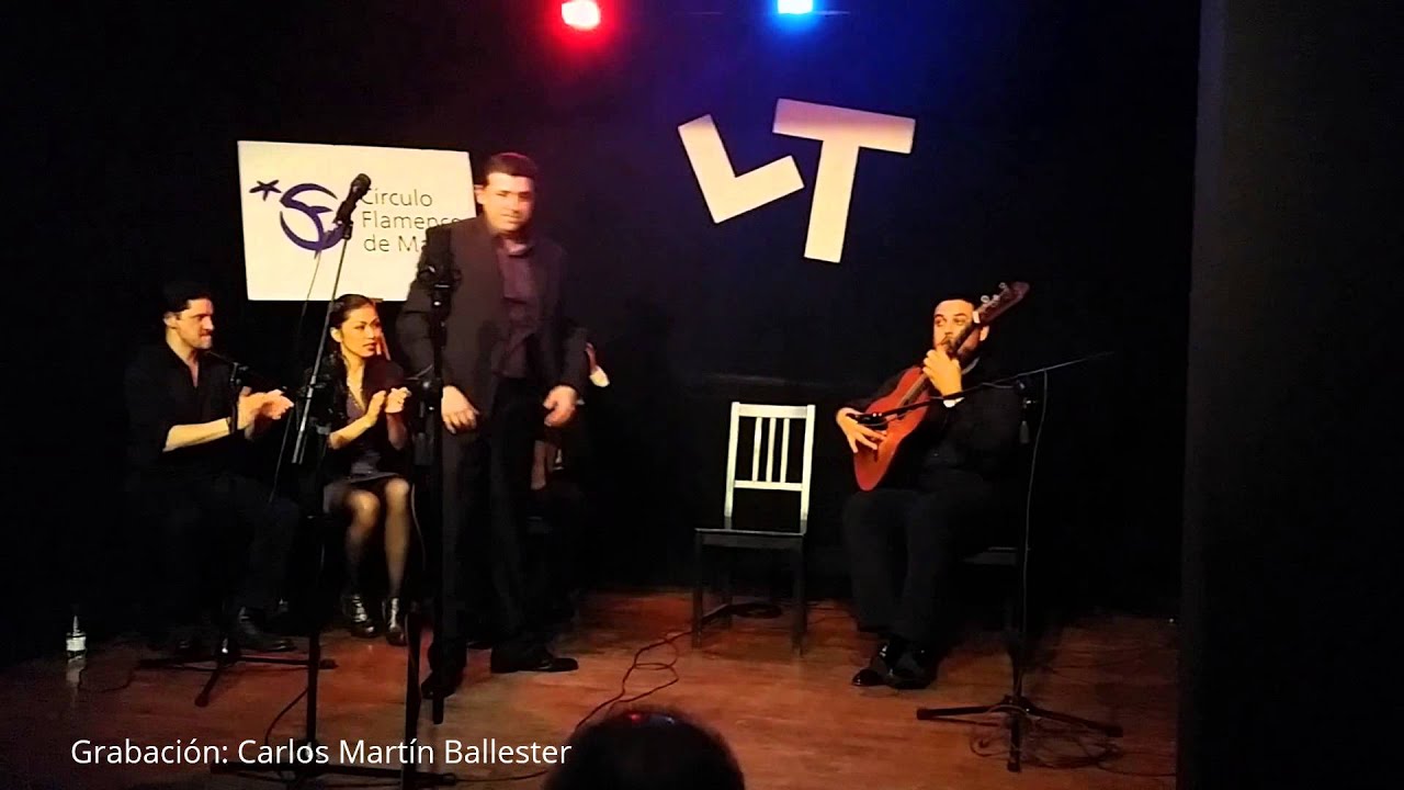 José el Pañero, gustándose por bulerías, en el Circulo Flamenco de Madrid