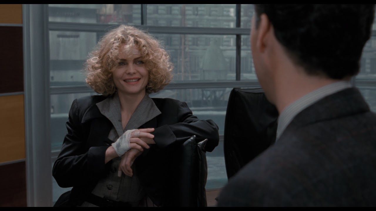 Bruce Wayne meets Selina Kyle | Batman Returns (4k Remastered)