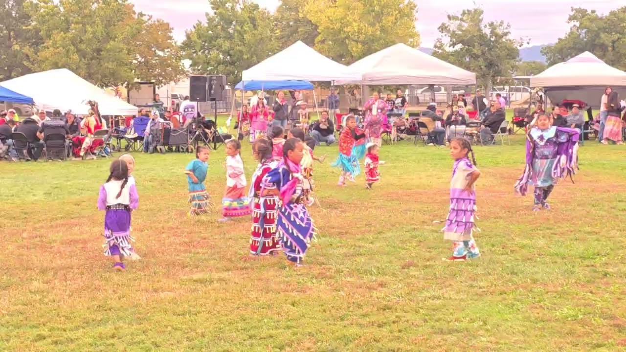 TINY TOT GIRLS  - PAINTED SKIES POW WOW - ALBUQUERQUE 2025