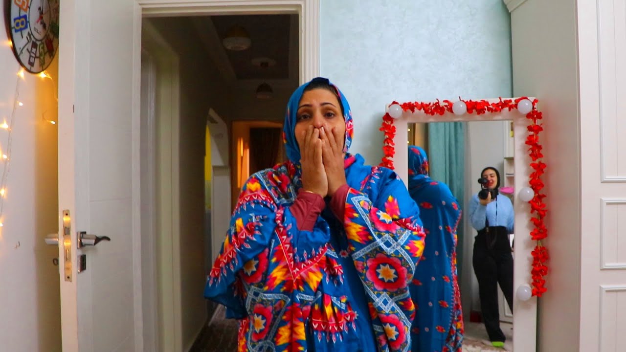صورنا لومي لوما بدون حجاب (ردة فعلها!)