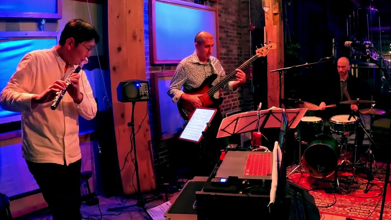 Arthur Sadowsky Trio at Foam Brewers, Burlington, VT, Fri, 11-17-2023