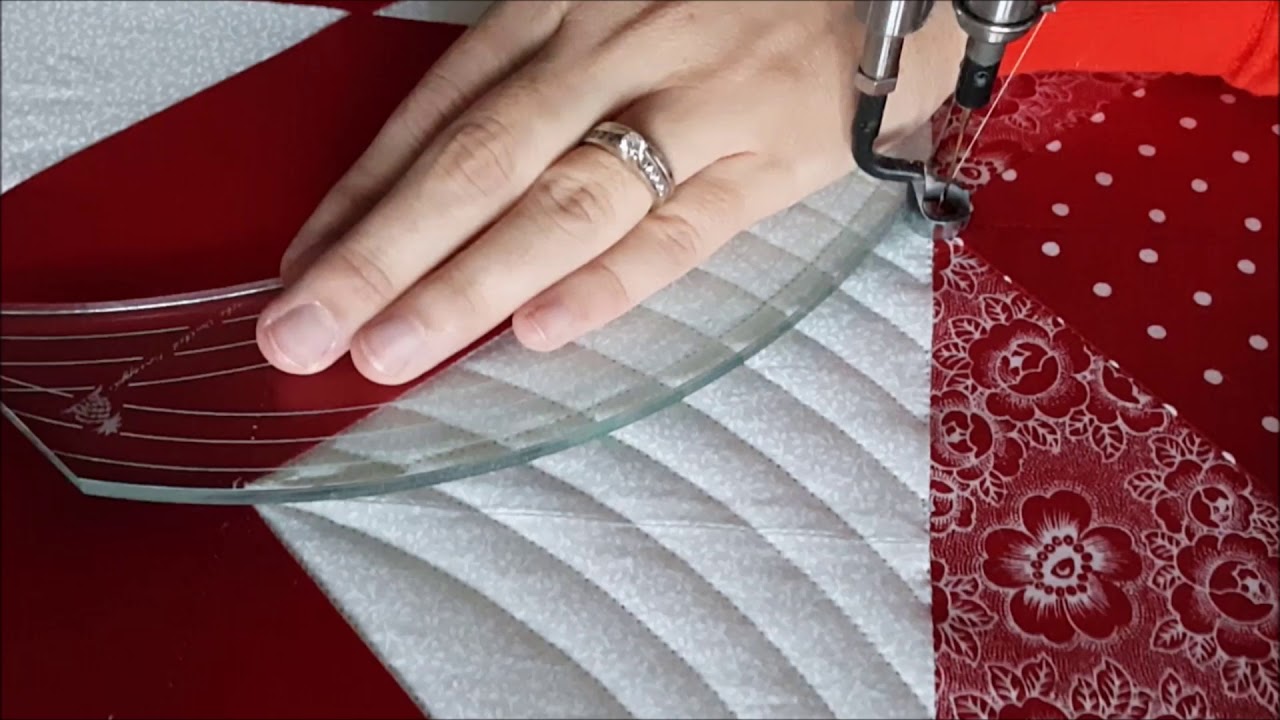 Curved Cross-Hatching Machine Quilting by Natalia Bonner