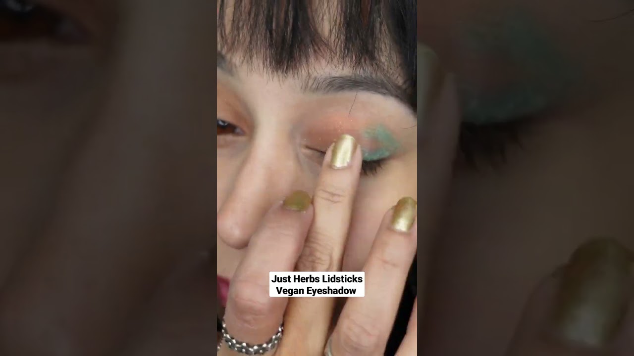 #justherbsindia Eyeshadow Lidsticks #veganmakeup #eyeshadowstick #eyeshadowtutorial #christmasmakeup