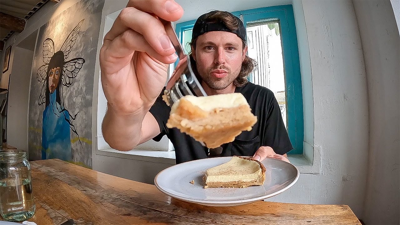 This $1 Nepali dessert is better than American Apple Pie !!! 🇳🇵