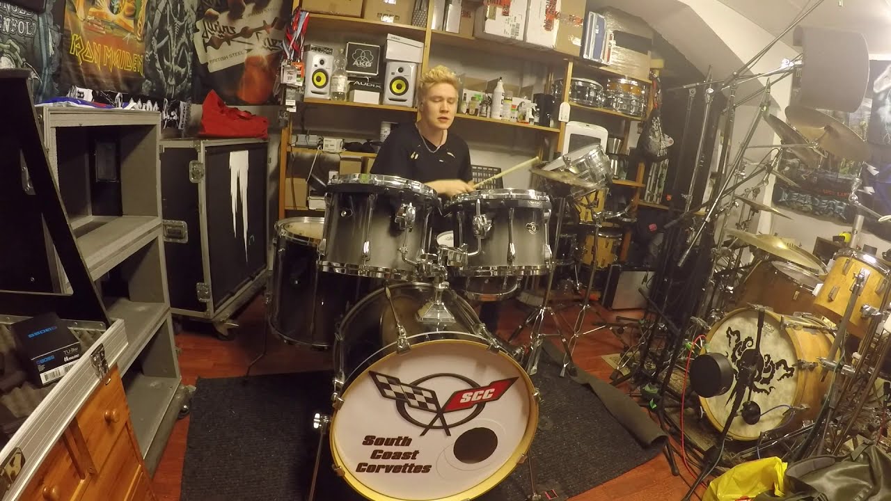 I´m selling my Tama Superstar Custom Drum Kit