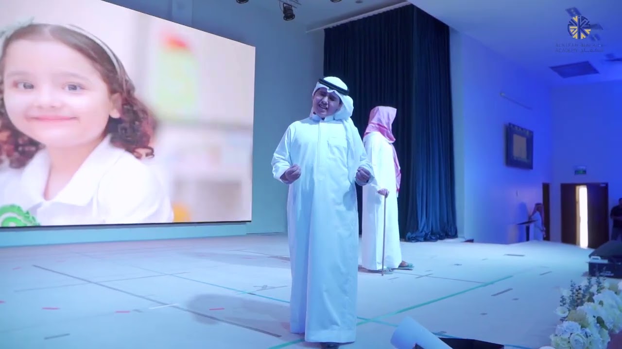 أوبريت سأعانق التحدي