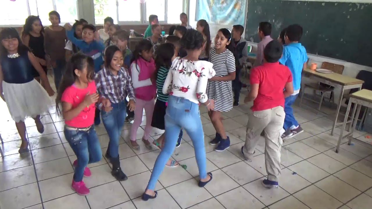 JUEGO ABRAZOS
