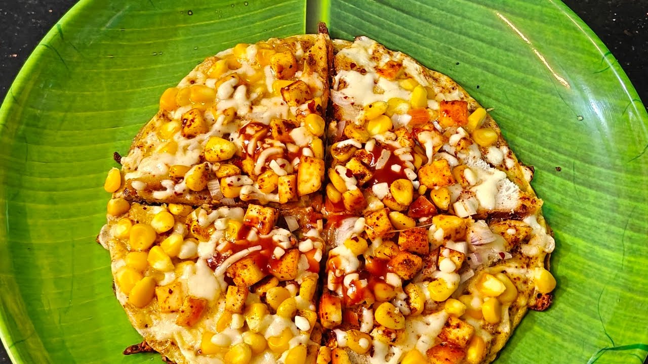 Golden corn pizza