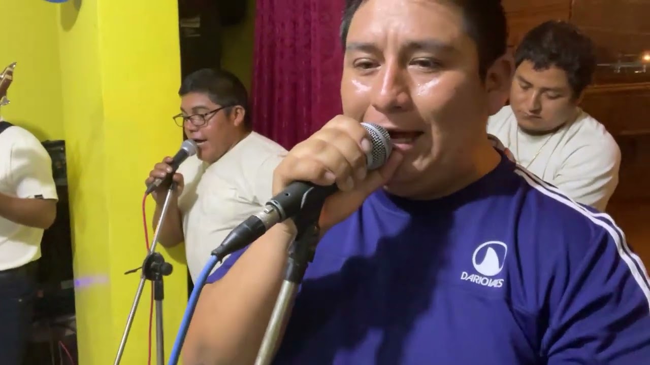 Omar Pacheco en cumpleaños de julio azañero 2023