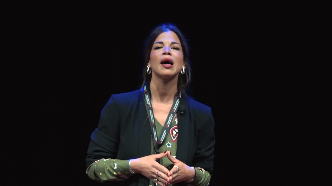 Όταν σου μιλάνε, ξέρεις να ακούς; | Dafni Karavokiri | TEDxUniversityofPiraeus