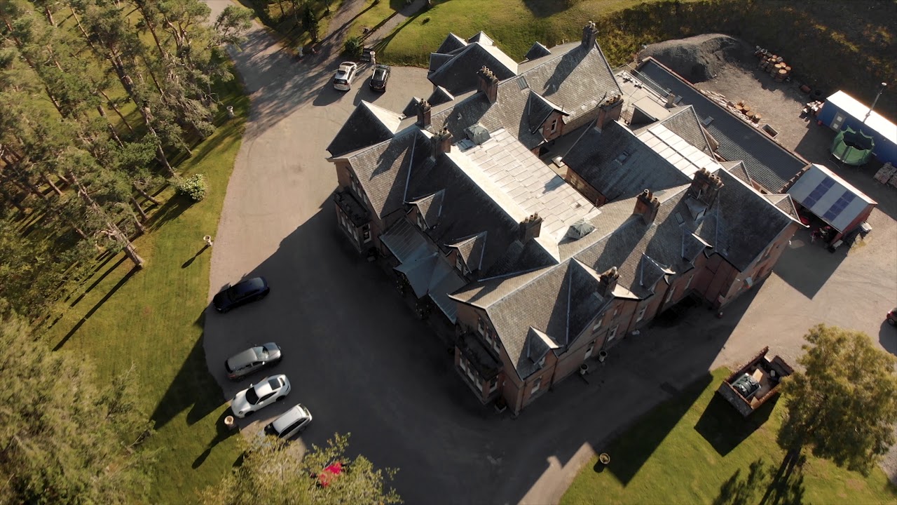 Ledgowan Lodge - Highland Retreat