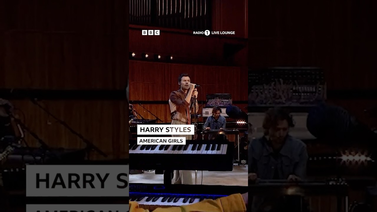 my friends are in love with @HarryStyles 💖 #LiveLounge #AmericanGirls