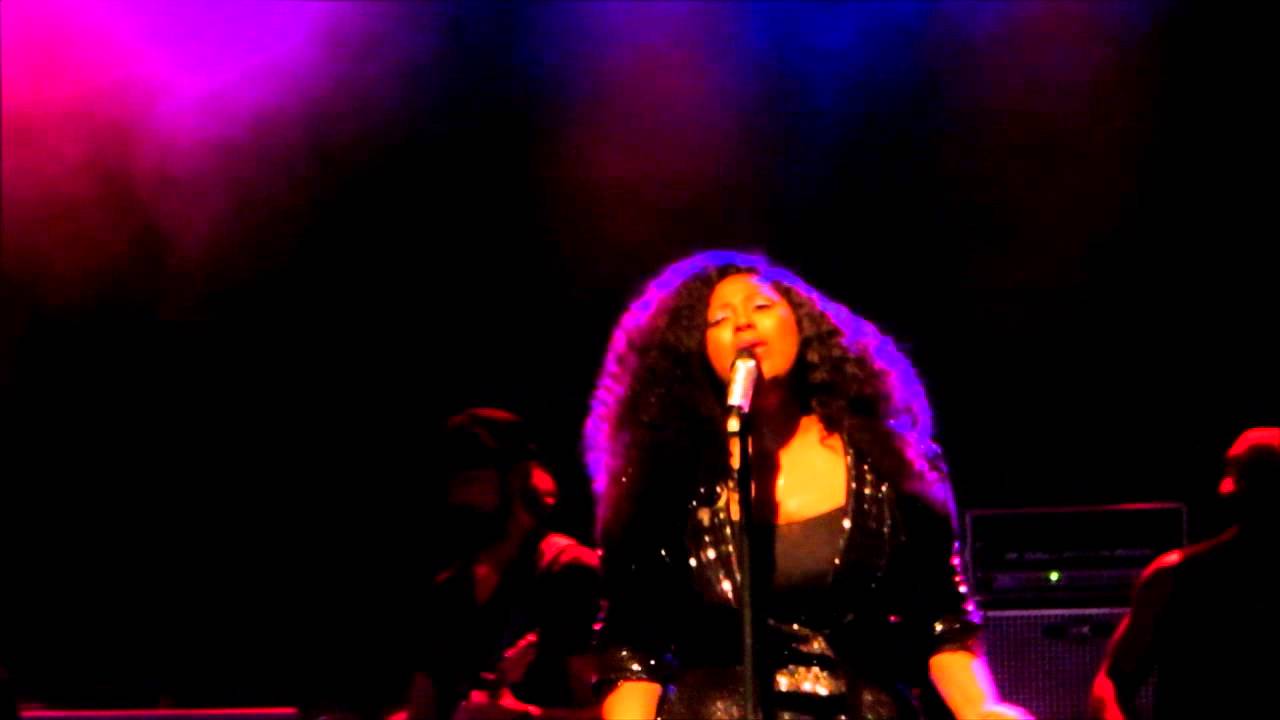 Jazmine Sullivan: 