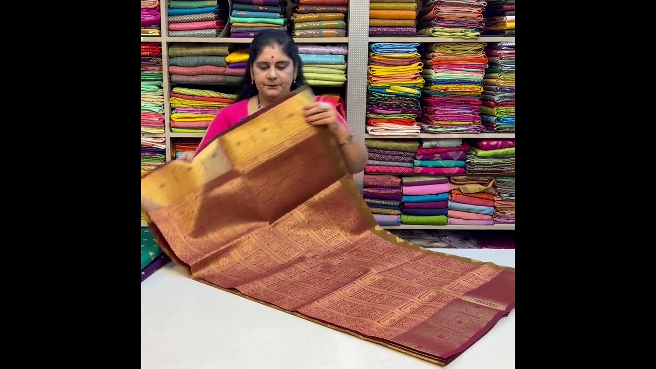 Traditional silk cotton sarees price Rs.2025/- offer price Rs.1950/- what app 9597159605