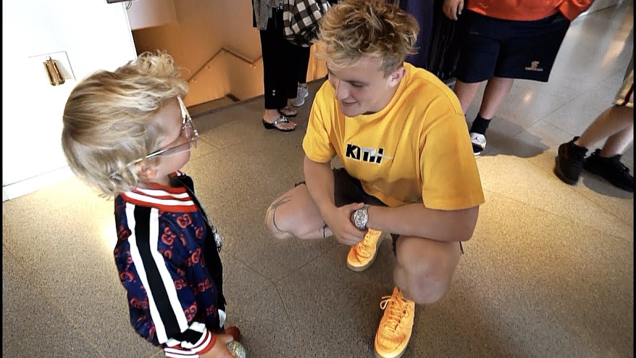 Mini Jake Paul Shows Jake Paul HOW TO FLEX!!