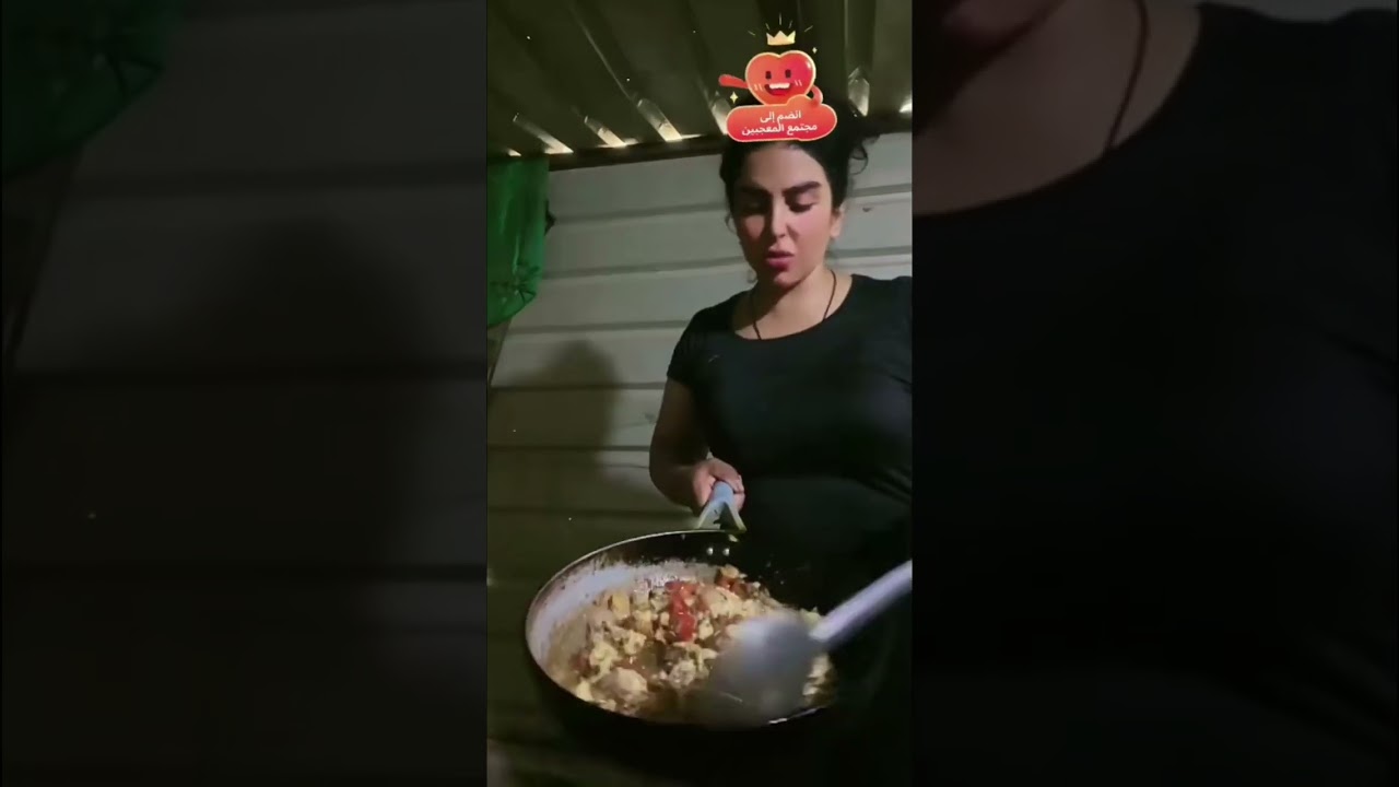 بث زينب بت ديوانيه تسوي لحم ودكولي هذا لحم مطايا بالف ونص بث مسجل #لايف_المشاهير 