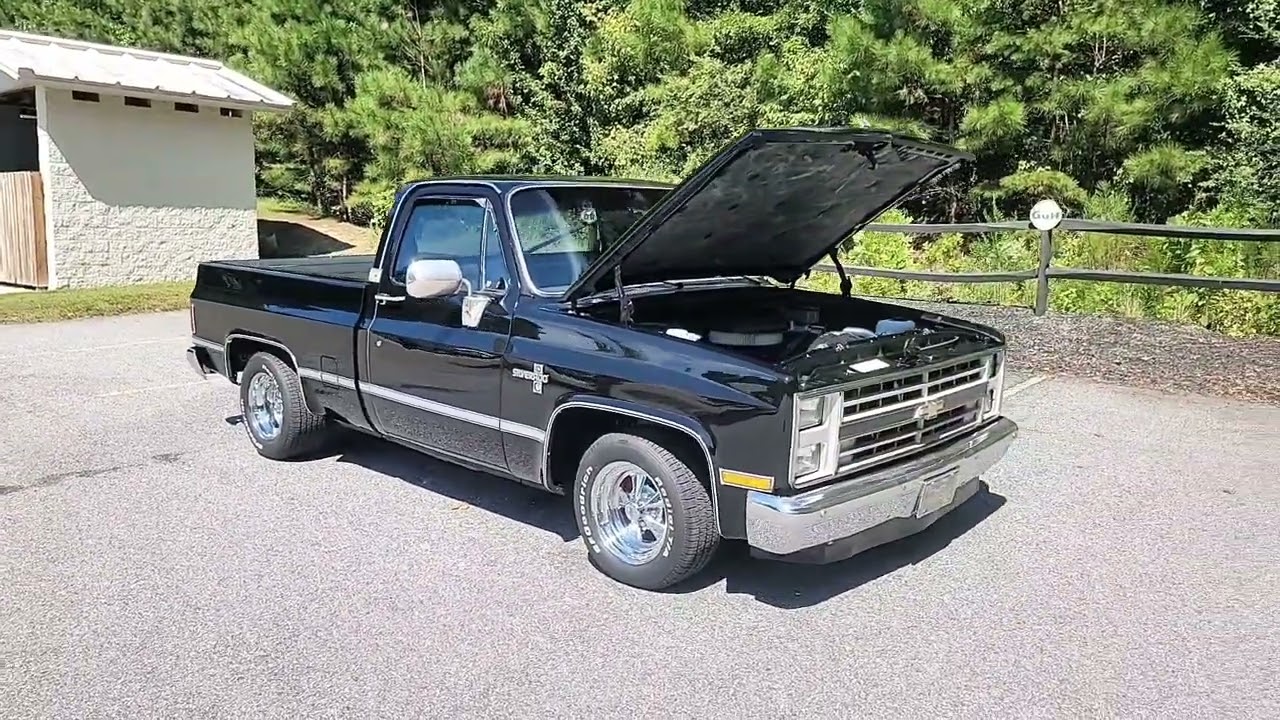 1987 Chevrolet R10 (C10) Regular Cab Short Bed Pickup - Sold