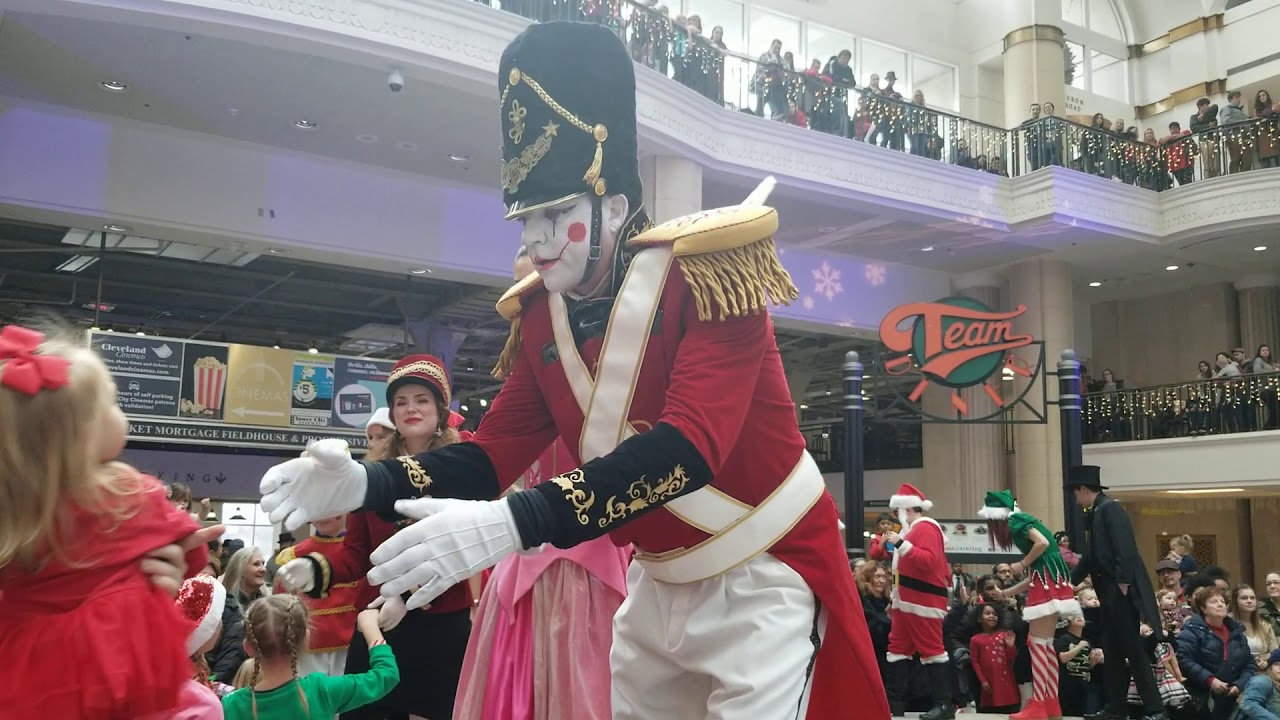 Toy soldier final performance at Tower City 
