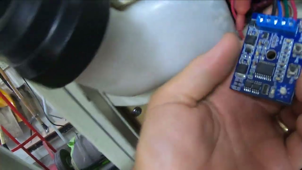 2332 VW Air-cooled Stroker Motor - Video 75 - MeterMatch - 15 Gal Tank with Splitty Fuel Gauge