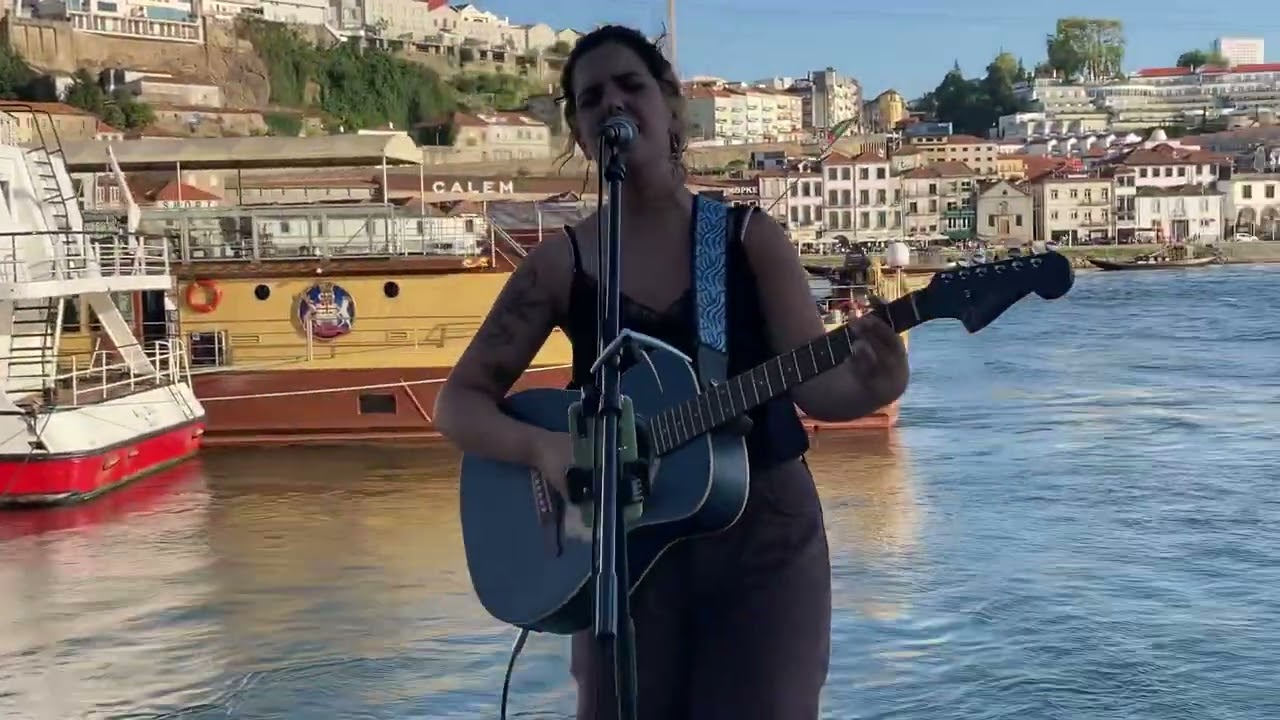 Clementine - What’s Up? (4 Non Blondes)