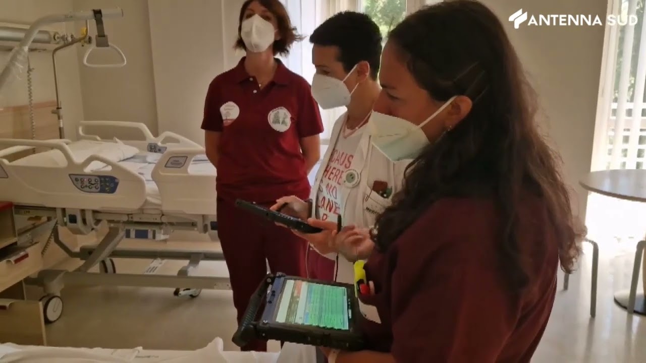 5 agosto 2023 - Bari all'oncologico la cartella clinica è su tablet