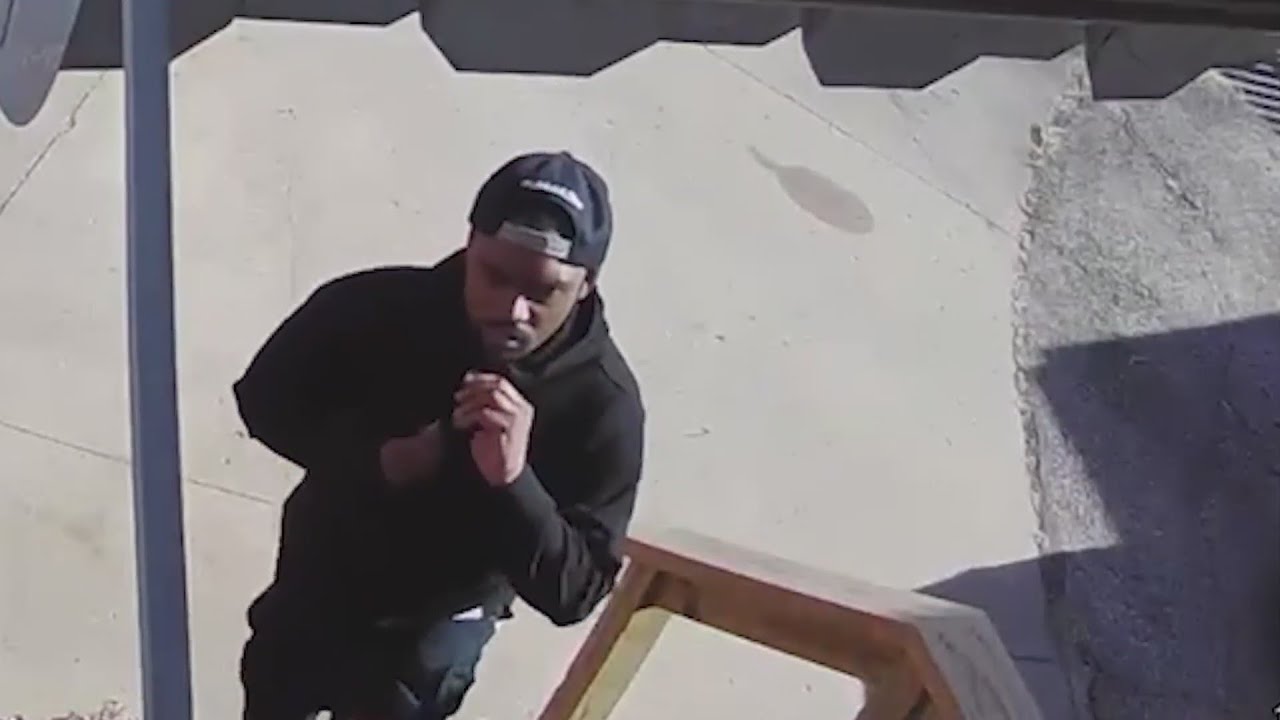 Suspects captured breaking into Kansas City home