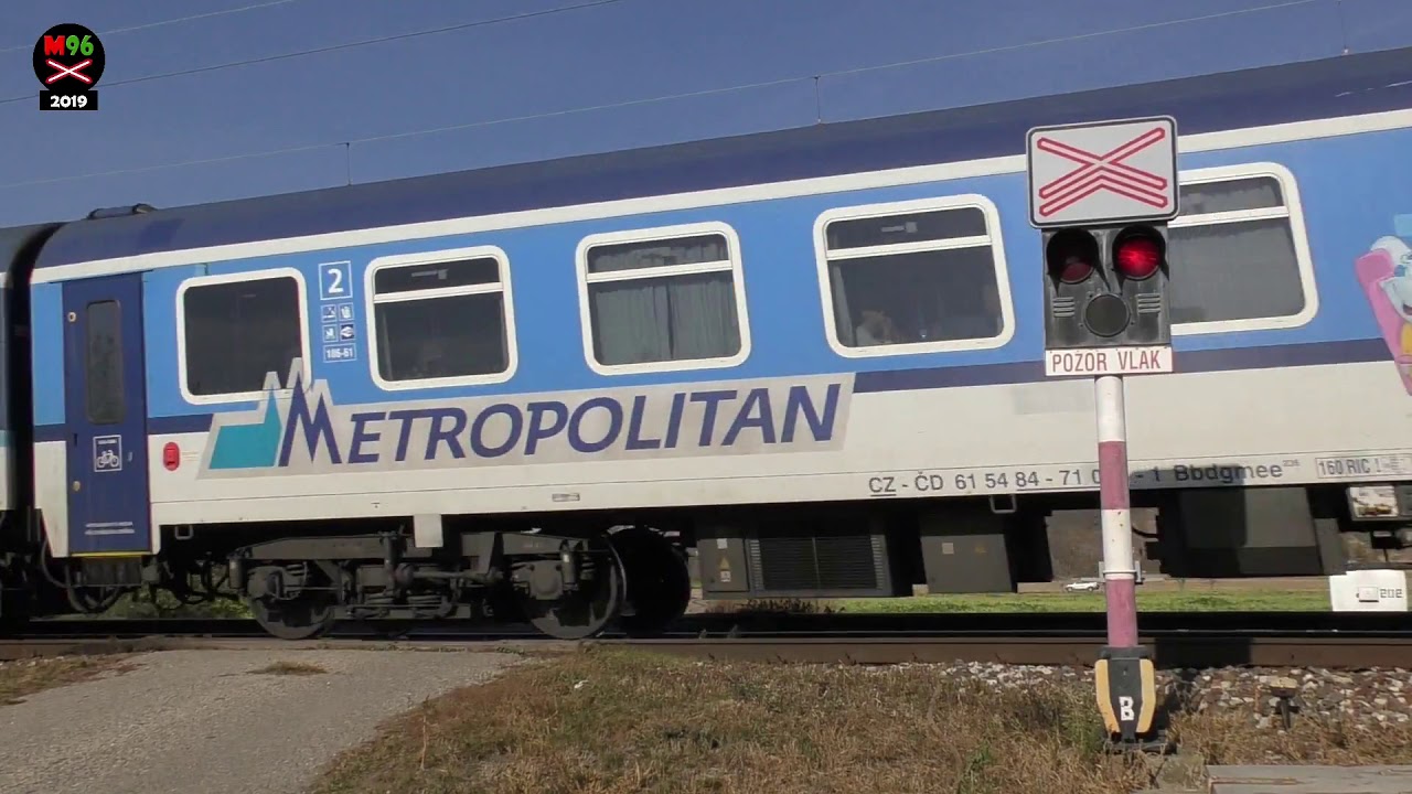 Železničné priecestie Štúrovo tr.sk. (SK) - 22.10.2019 / Železniční přejezd / Railroad crossing
