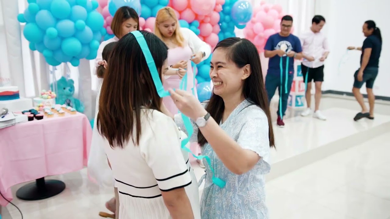 HAROLD + CRISTINA GENDER REVEAL