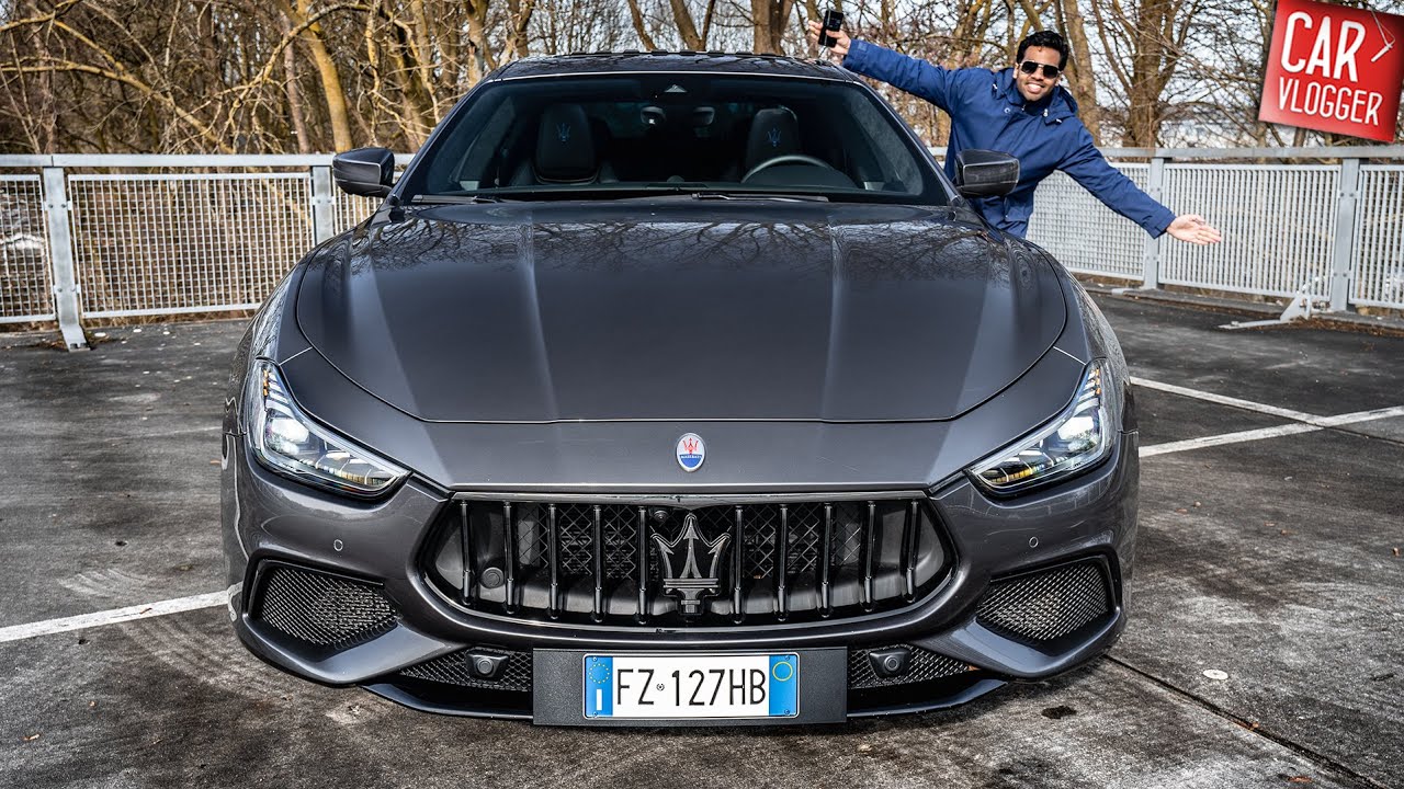 INSIDE the NEW Maserati Ghibli HYBRID (!) 2021 - Interior Exterior DETAILS w/ EXHAUST REVS